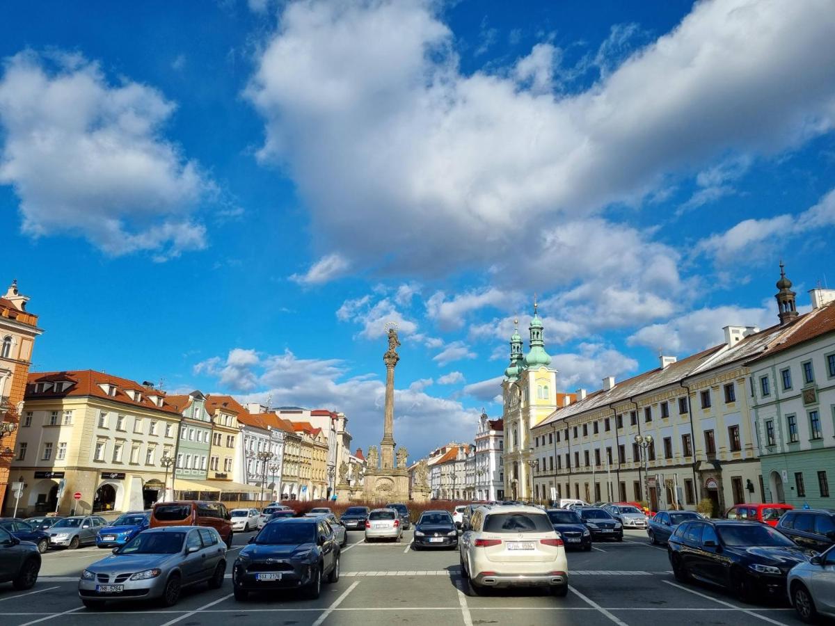 Stylovy Byt V Srdci Hradce Kralove Hradec Králové Zewnętrze zdjęcie